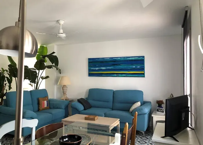 Aba Dali شقة كونيل ذي لا فرونتيرا